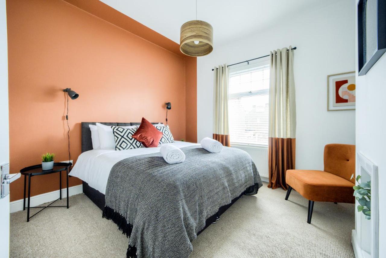 Coventry Fashionable House, City Centre, Free Parking, Sleeps 4, By Empower Homes المظهر الخارجي الصورة